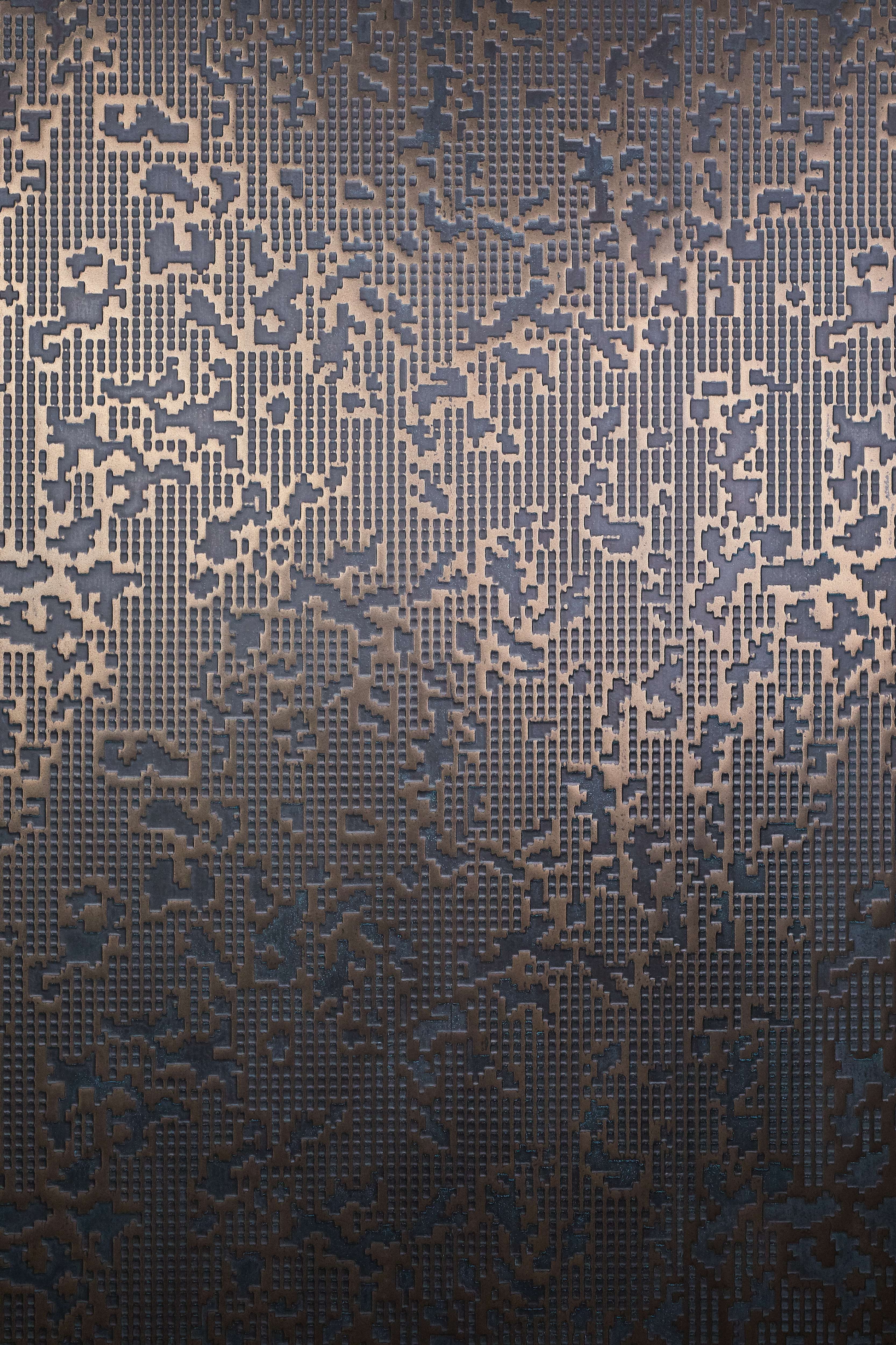 A.bronze Patina